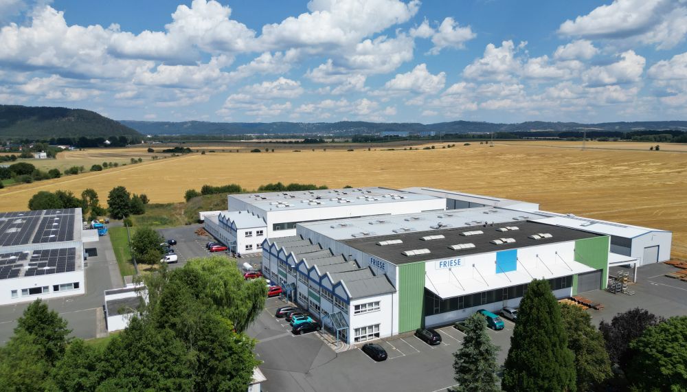Profilschleifmaschinen in der Riffelwalzenfertigung der Friese GmbH in Föritztal